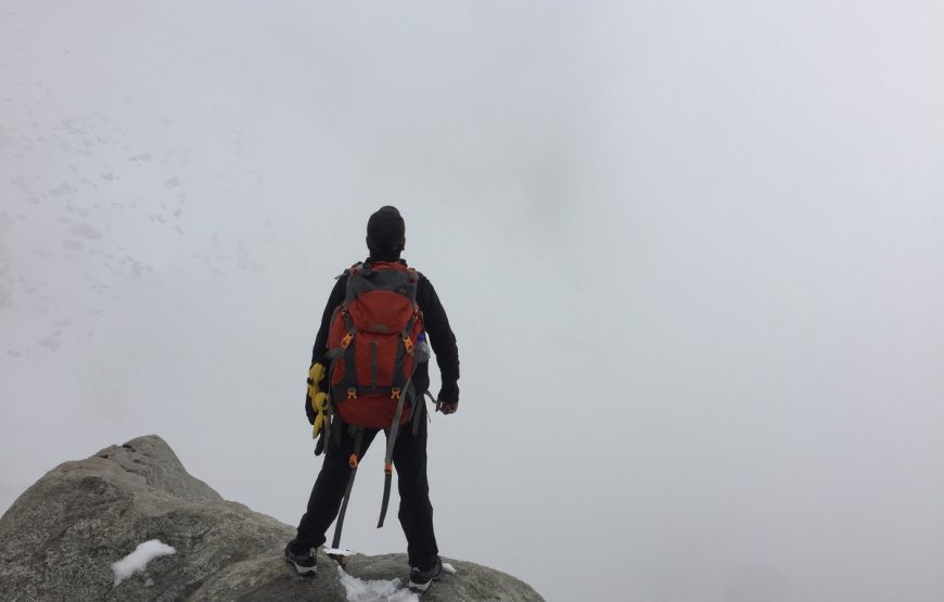 MOON PEAK TREK