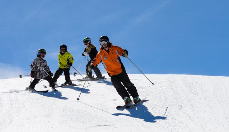 Skiing in India