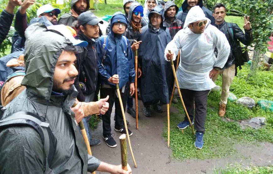 GRAHAN VILLAGE TREK