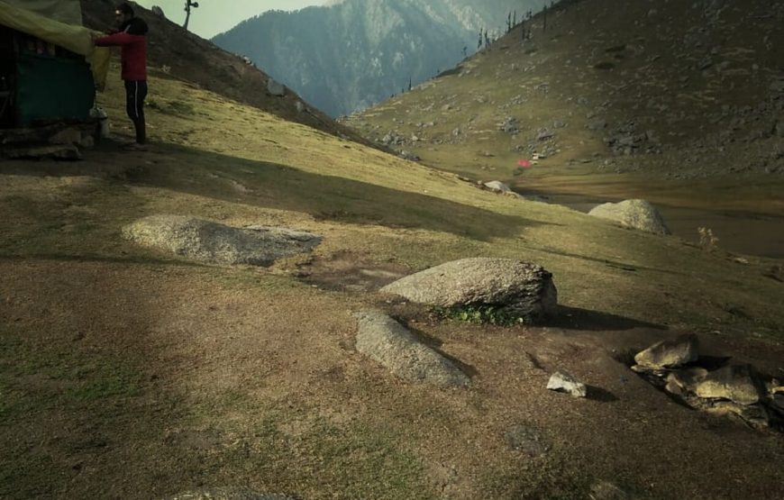 Kareri Lake Trek